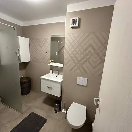 Apartment Myhouse 1 *